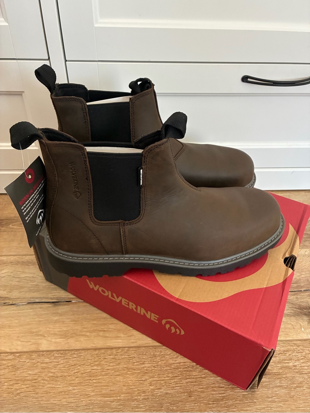 NWT Men 11.5 M Wolverine Floorhand Dark Brown Steel toe Chelsea slip Work Boots